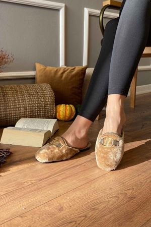 Vargas Vizon V Tokalı Tüylü Önü Kapalı  Ev Terliği  