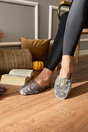 Vargas Gri V Tokalı Tüylü Önü Kapalı  Ev Terliği