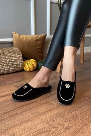 Nelson Siyah İnce Nakış İşlemeli Yuvarlak Burunlu Ev Terliği 