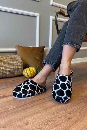 Hilbert  Siyah Leopar Desenli Önü Kapalı Ev Terliği   