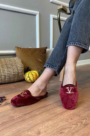 Vargas Bordo V Tokalı Tüylü Önü Kapalı  Ev Terliği  