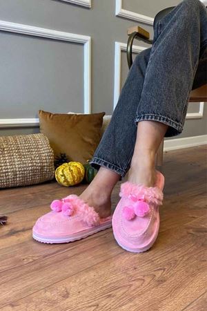 Merida   Pudra Ponponlu İçi Tüylü Önü Kapalı  Ev Terliği