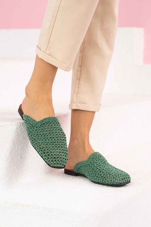 Darian  Mint Yeşili Kare İşleme Detaylı Önü Kapalı Terlik  