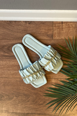 Lenora  Bulut Mavisi Zincir Kemerli Büzmeli   Terlik 