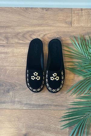 Sparta  Siyah Nakış İşlemeli Önü Kapalı Ev Terliği 