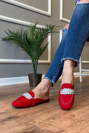 Porto  Kırmızı Süet Yaprak Taş Tokalı Önü Kapalı Terlik  