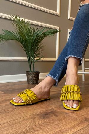 Lenora  Hardal Zincir Kemerli Büzmeli   Terlik 