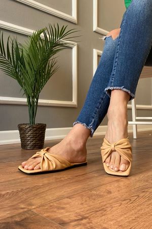 Madrid  Nude Düğümlü Suni Deri  Terlik  