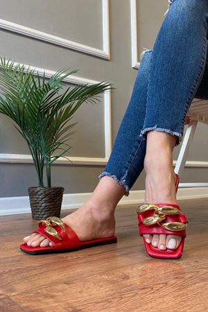 Kerry  Kırmızı Zincir Tokalı Terlik