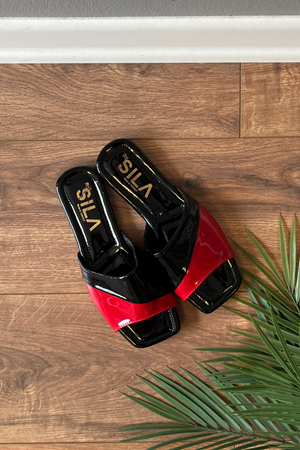 Dablin  Kırmızı  Çift Rengli Rugan Suni Deri Terlik     