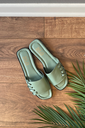 Alison Mint Yeşili Yandan Bağcıklı Suni Deri Terlik  