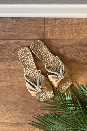 Mirin  Vizon Taş İşleme  Düğüm Kemerli Terlik  