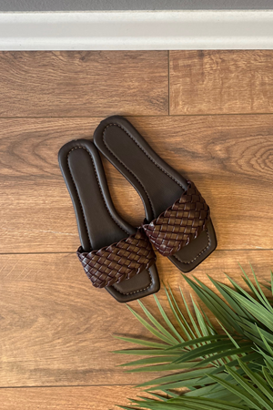 Maya Bordo İnce Örgülü  Tek Bantlı Terlik  