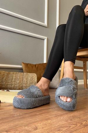 Josef Gri Yüksek Tabanlı Çift Bantlı  Tüylü  Önü Açık Ev Terliği  