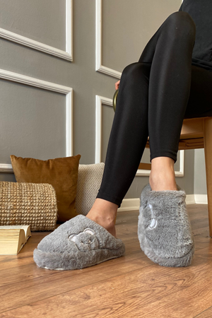 Palmer Gri Panda Ayıcık Baskılı Önü Kapalı Ev Terliği   