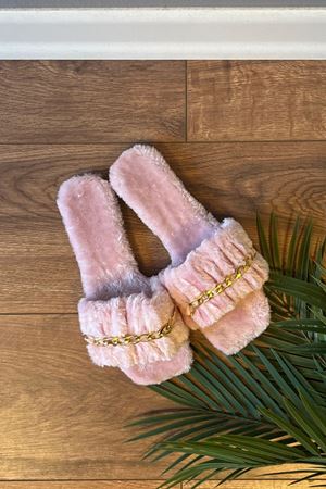 Fernando  Pudra  Zincir Kemer Detaylı  Tüylü  Ev Terliği 