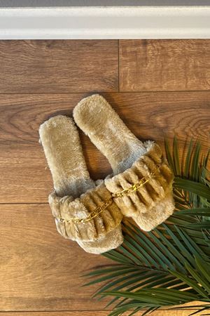 Fernando  Vizon Zincir Kemer Detaylı  Tüylü  Ev Terliği  