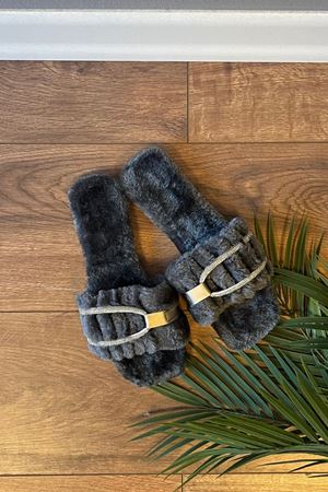 Alonzo Gri Yandan Taş Kemer Detaylı  Tüylü  Ev Terliği 