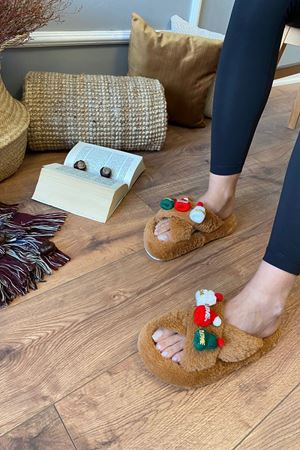 Revan  Taba Çapraz Bantlı  Love Şapka Detaylı  Önü Açık Ev Terliği  