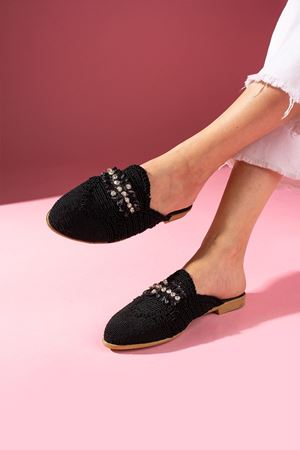 Yamal  Siyah Renkli Taşlı Hasır İşlemeli Terlik