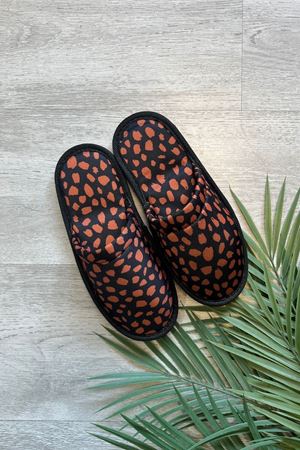 Alice Siyah Kiremit Benek Desenli Ev Terliği 