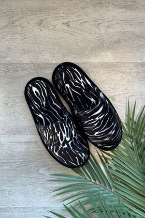 Alice Siyah Dalga Çizgi  Desenli Ev Terliği