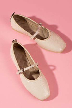 Belton Bej Kroko Desenli Tokalı Kemer Bantlı Babet 