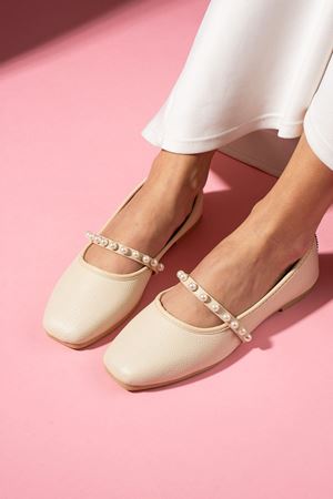 Perly Bej Naturel İnci Bant Aksesuarlı Babet 