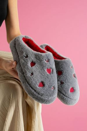 Hartin Gri Kalp Nakış Desenli Peluş Kadın Sessiz Taban Ev Terliği