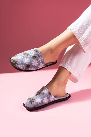 Alice  Gri Kar Tanesi Baskı Desenli Önü Kapalı Ev Terliği 