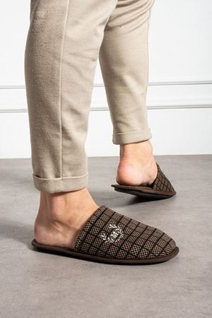 Astra  Erkek  Kahverengi Kare Desenli Önü Kapalı  Ev Terliği  