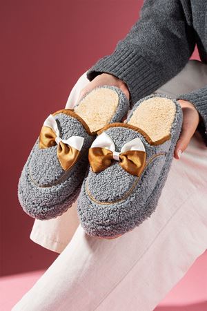 Curry Gri Fiyonklu Saraç Detaylı Sessiz Taban Ev Terliği