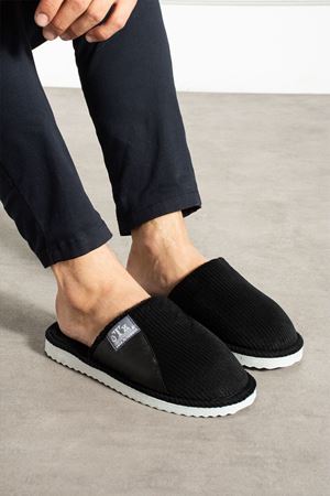 Velmor Siyah Kadife Dokulu Fitilli Deri Detaylı Erkek Ev Terliği