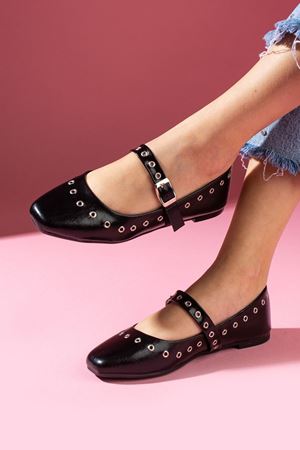 Vento Siyah Cilt Gümüş Halka Detaylı Tokalı Kemer Bantlı Babet