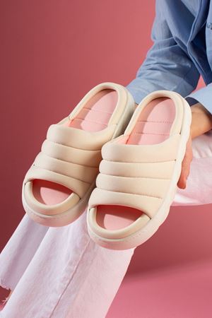 Avenza Bej İçi Pudra Ultra Hafif Bulut Tabanlı Dolgu Bantlı Terlik