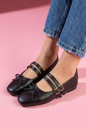 Eterna Siyah Cilt Fiyonklu Gold Tokalı Çift Bant Babet