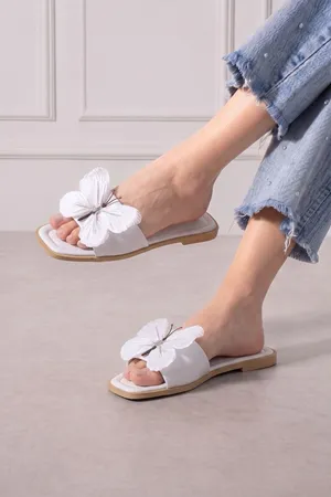 Papillon Beyaz Kumaş Kelebek Detaylı Terlik