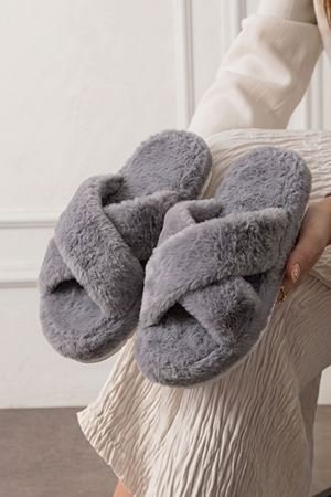 Krossa Gri Çapraz Bantlı Peluş Kadın Kışlık Ev Terliği